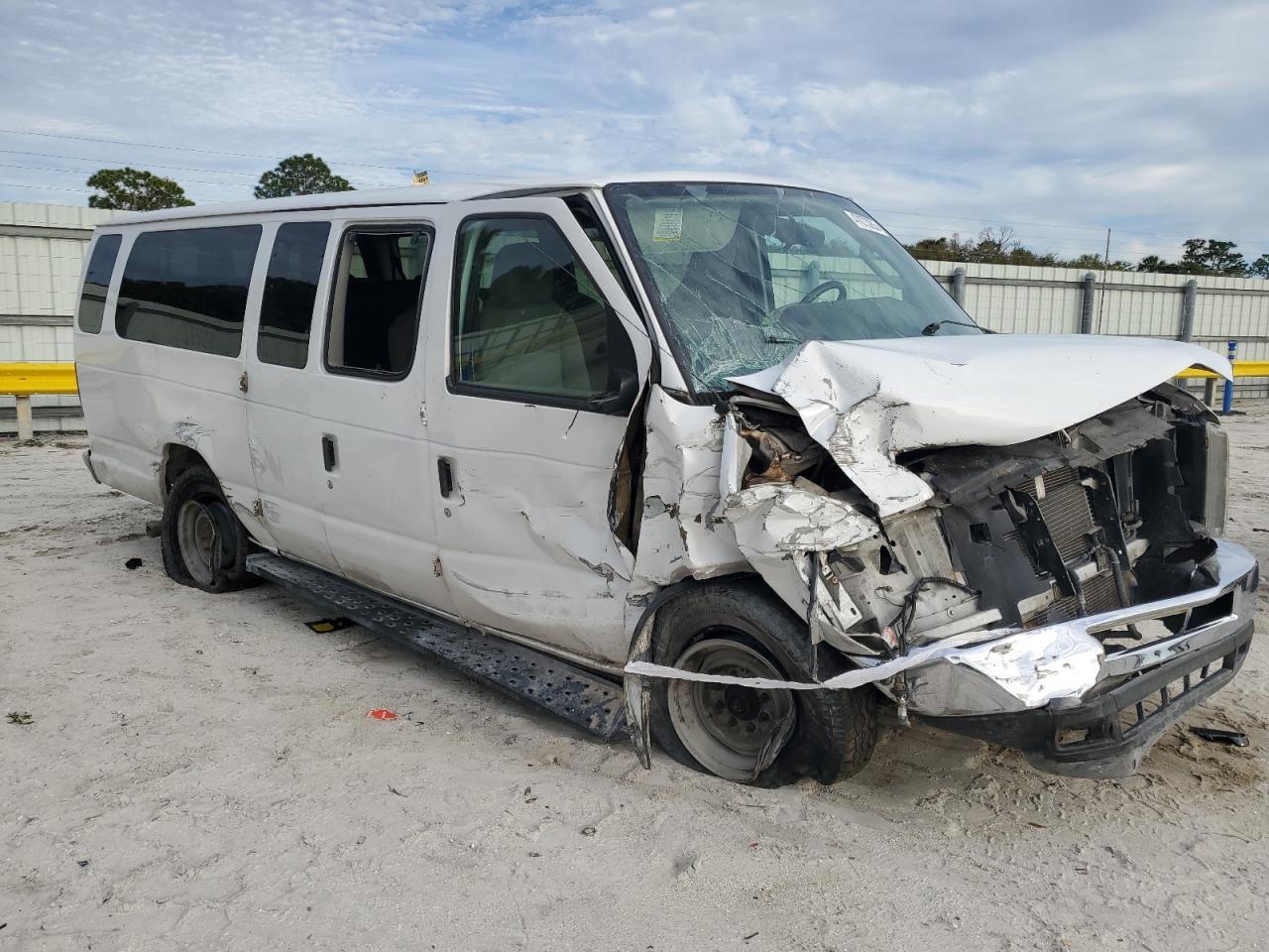 2013 FORD ECONOLINE