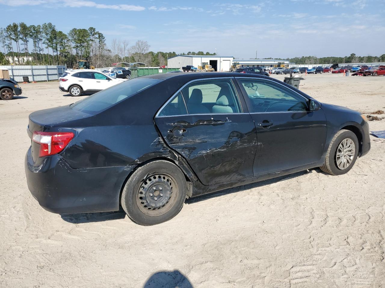 2013 TOYOTA CAMRY