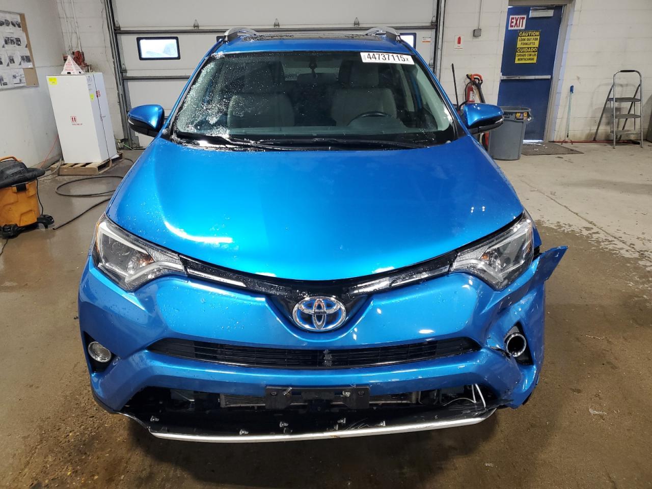 2016 TOYOTA RAV4