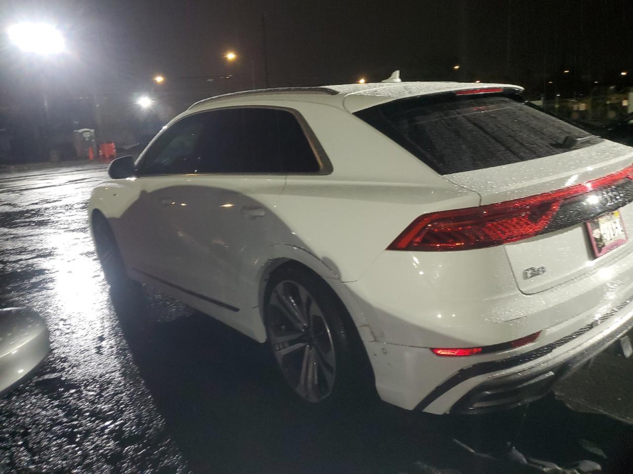 2021 AUDI Q8