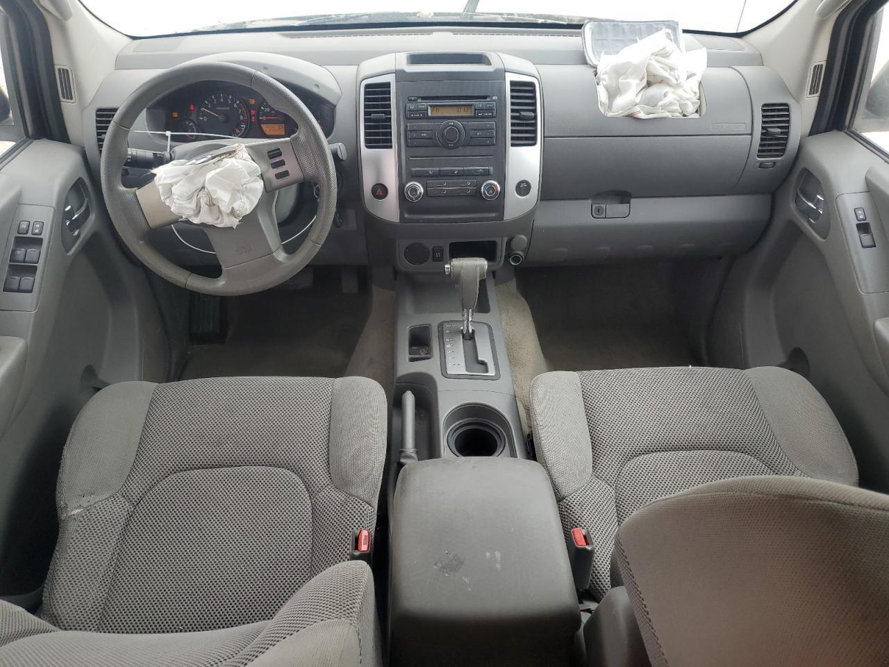 2011 NISSAN Frontier