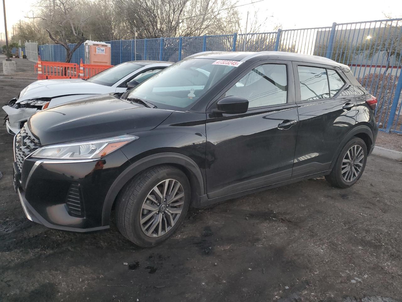 2021 NISSAN KICKS