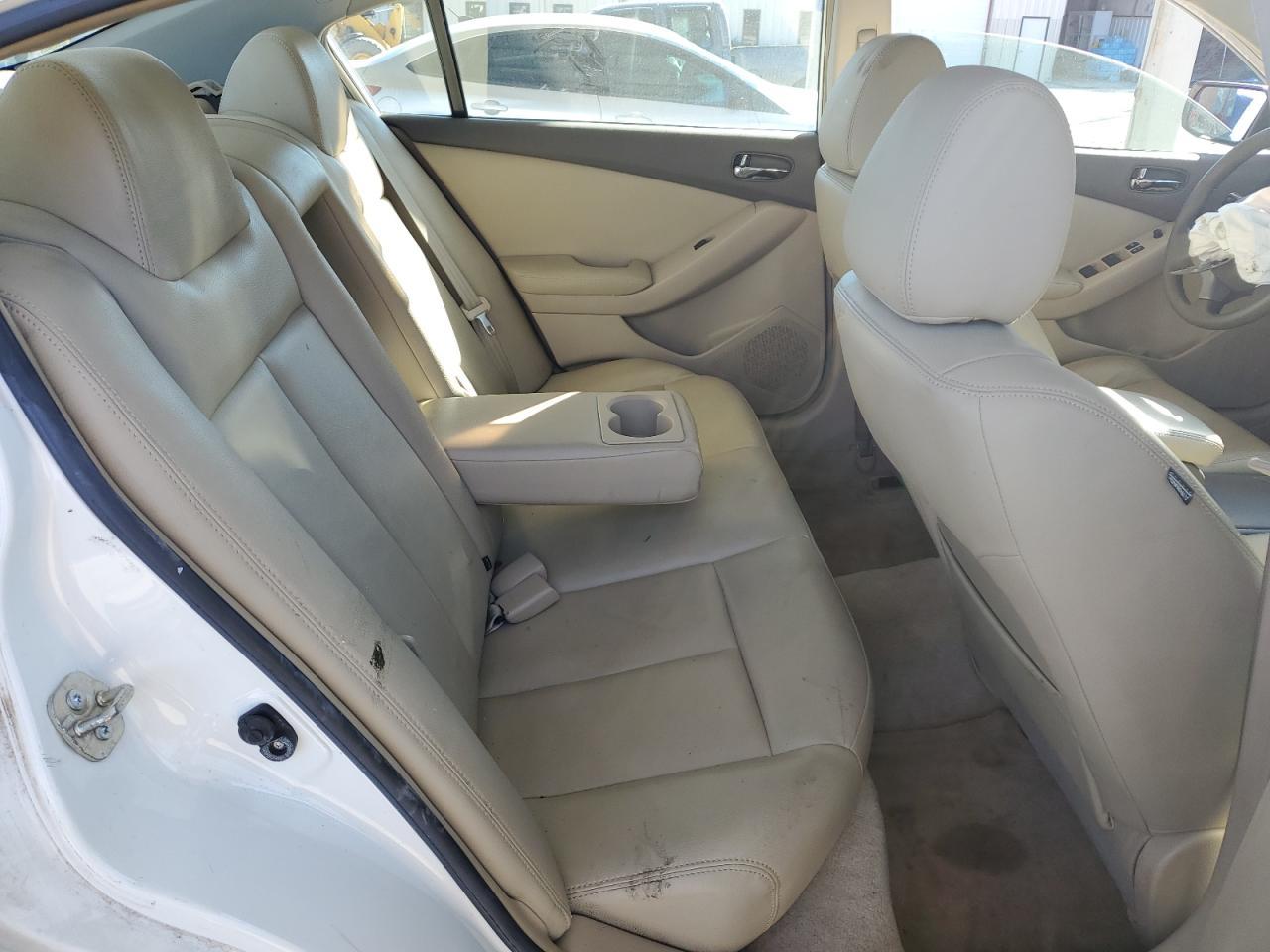2011 NISSAN ALTIMA