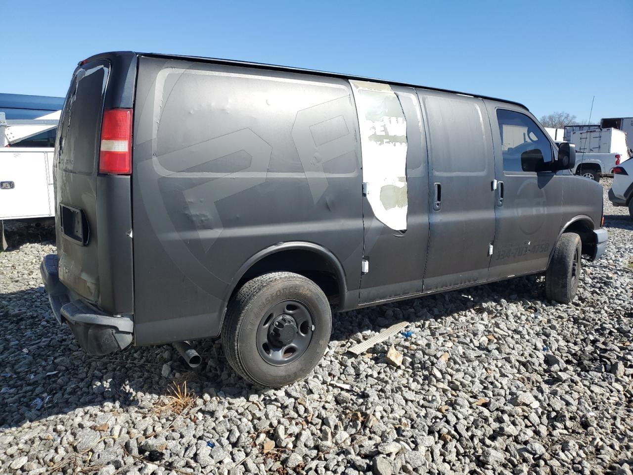 2005 CHEVROLET Express 3500