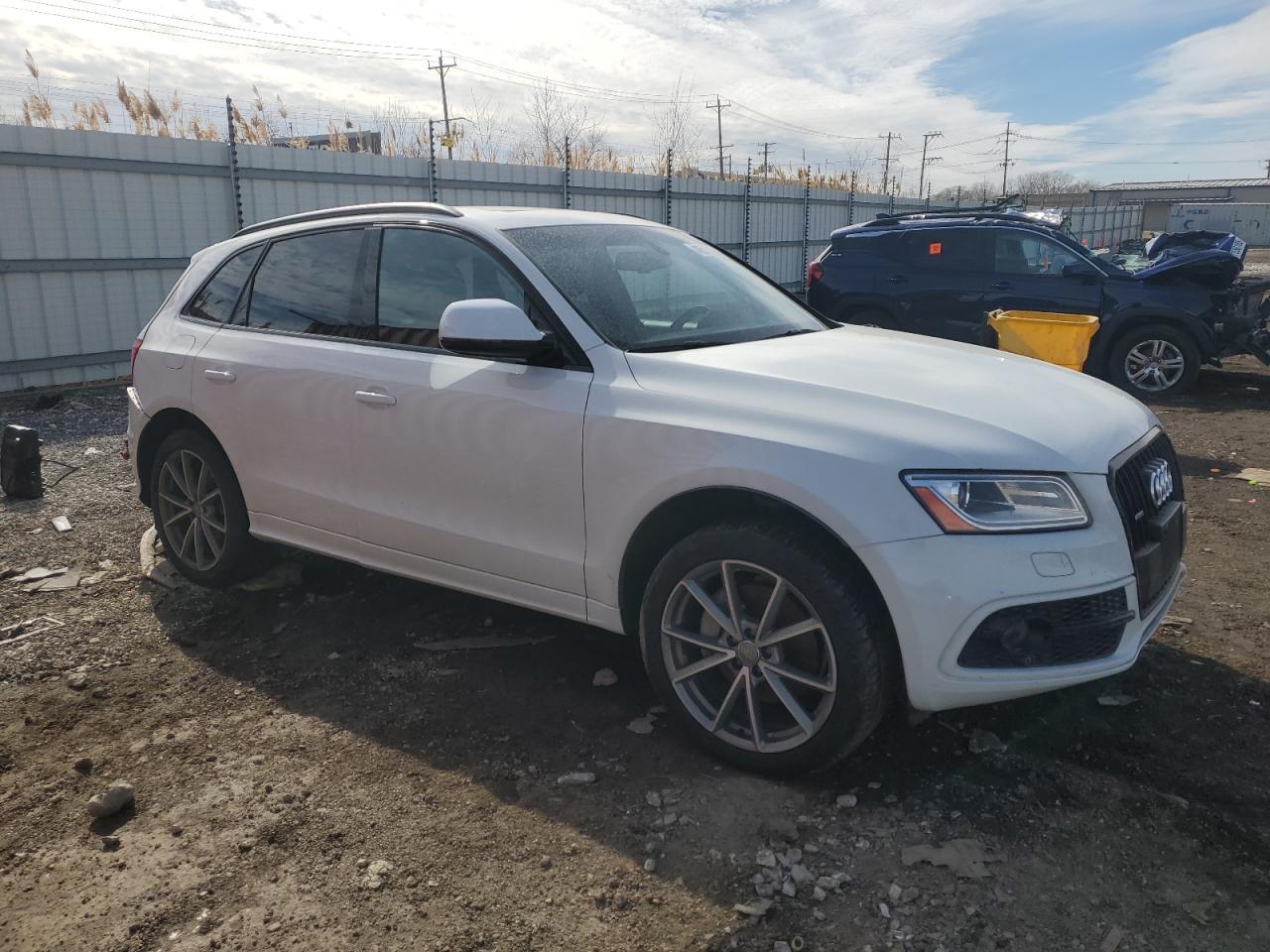 2015 AUDI Q5