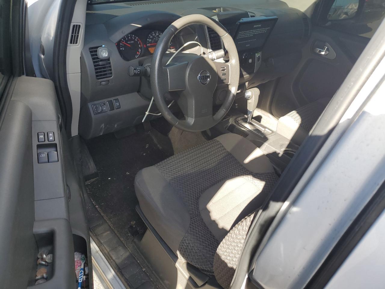 2011 NISSAN Frontier