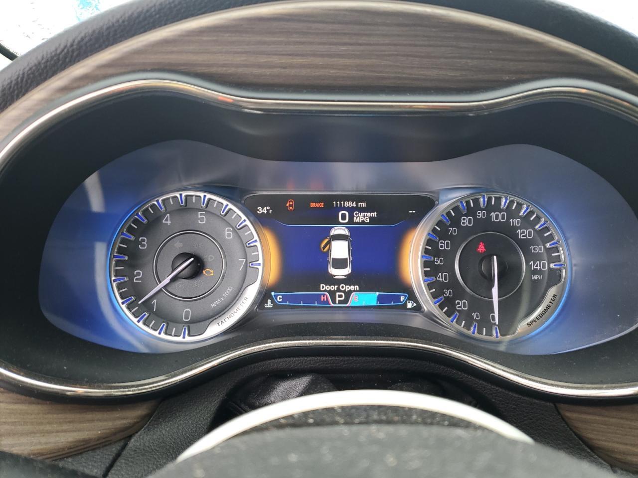 2015 CHRYSLER 200
