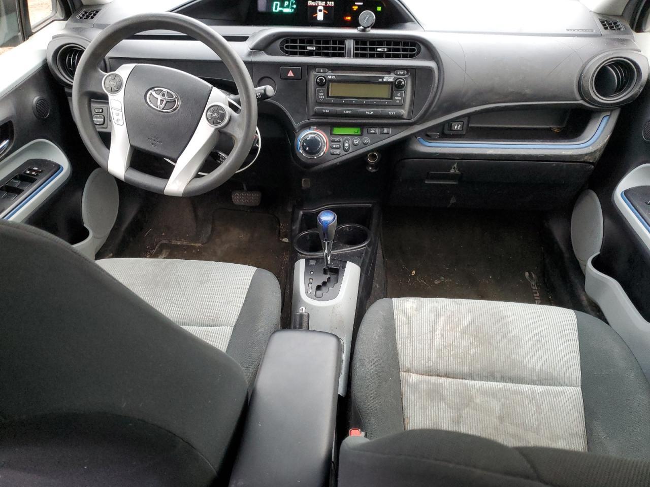 2013 TOYOTA PRIUS