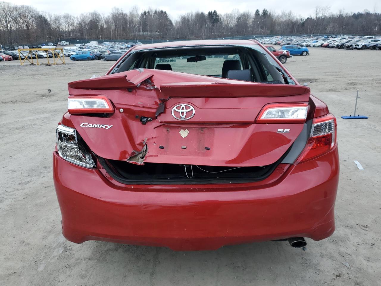 2014 TOYOTA CAMRY