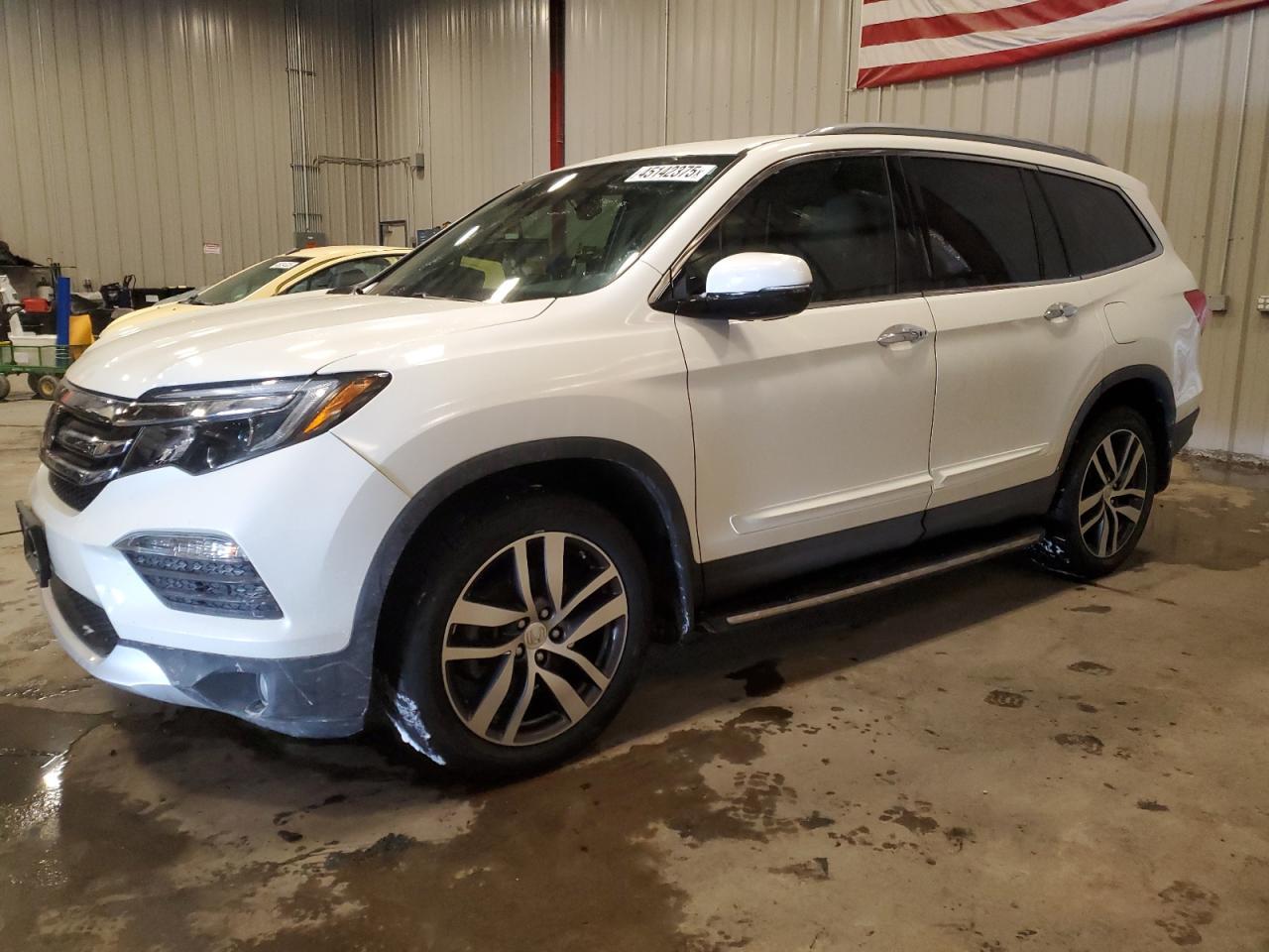 2017 HONDA PILOT