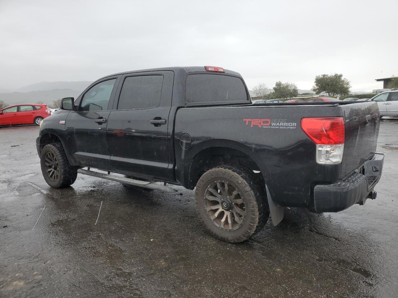 2011 TOYOTA TUNDRA