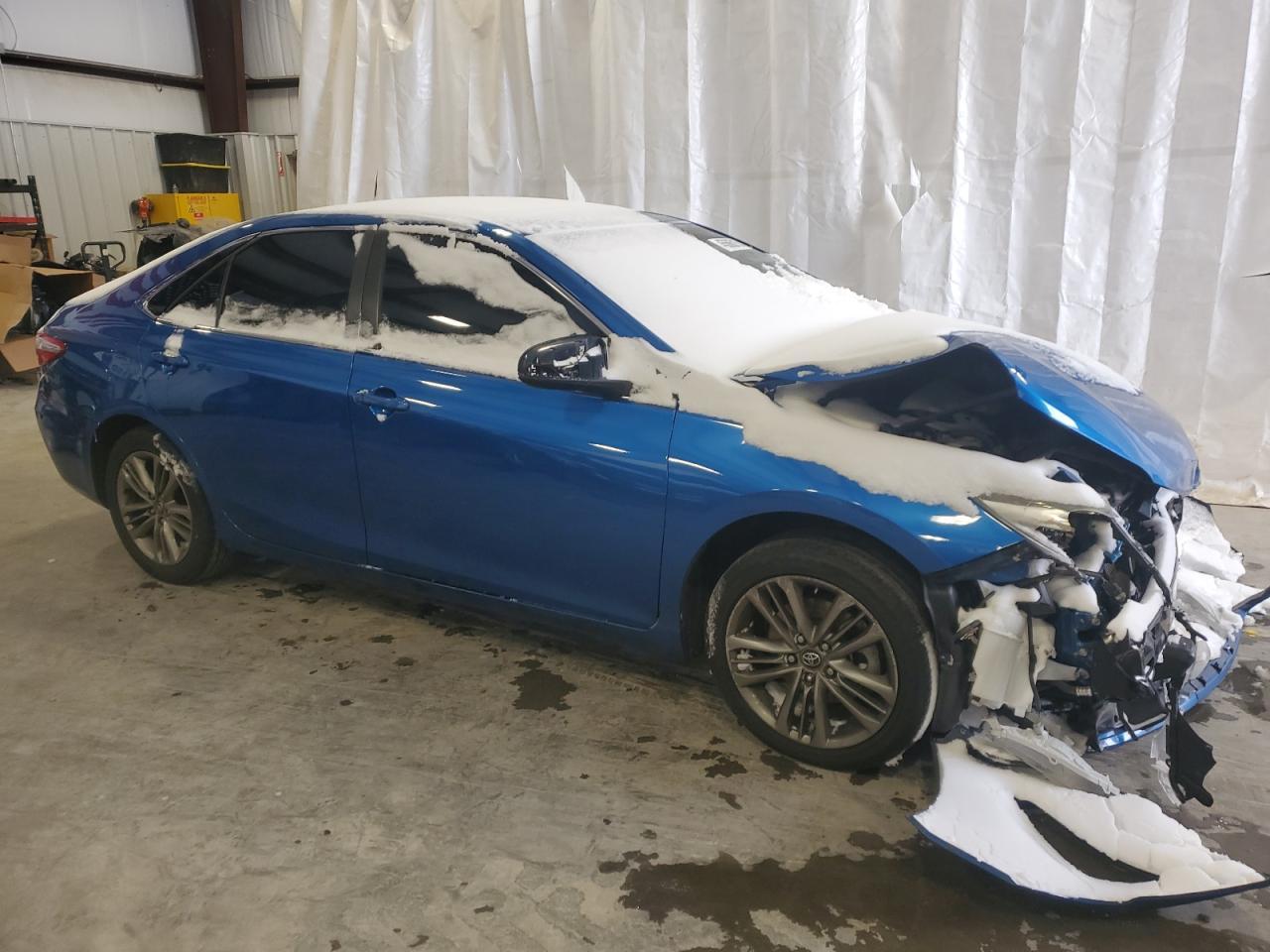 2017 TOYOTA CAMRY