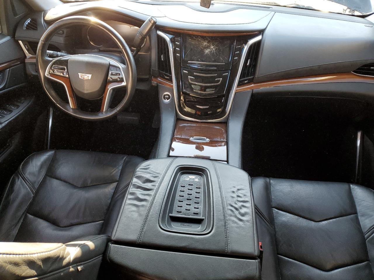2017 CADILLAC ESCALADE