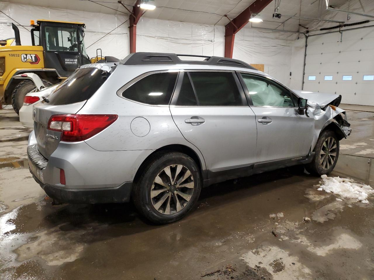 2017 SUBARU Outback