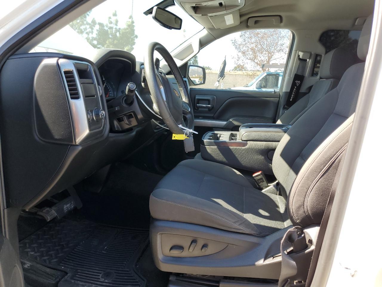 2018 CHEVROLET Silverado