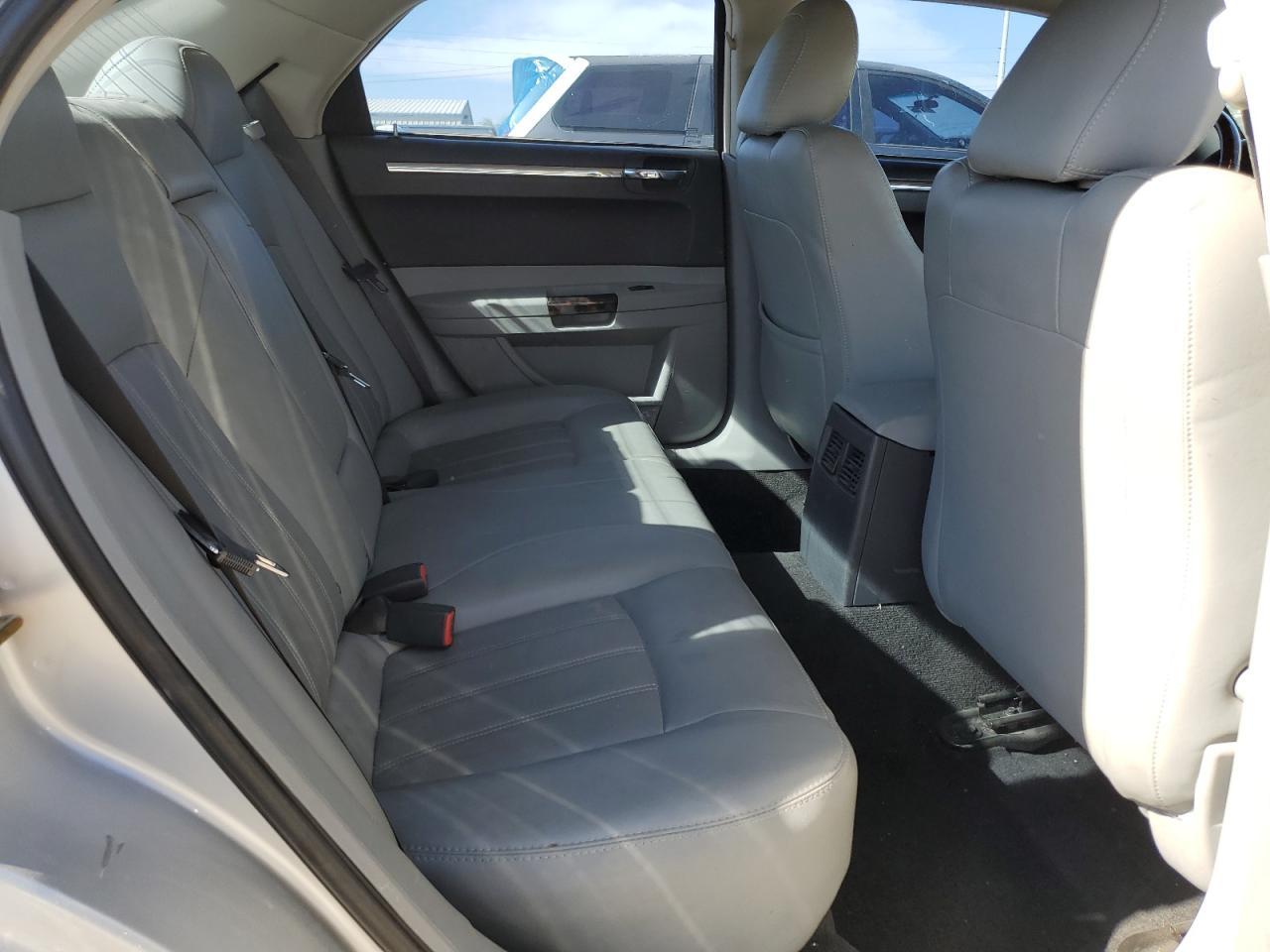 2006 CHRYSLER 300