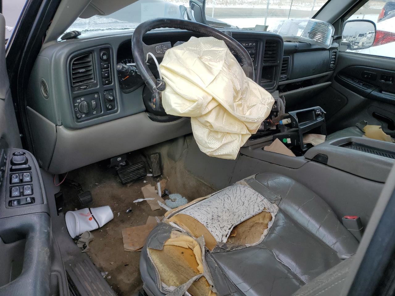 2003 CHEVROLET Tahoe