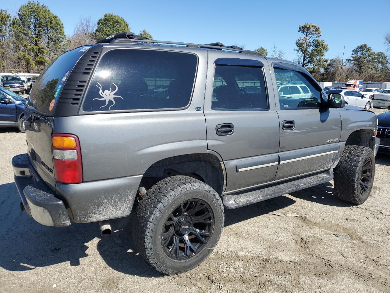 2002 CHEVROLET Tahoe
