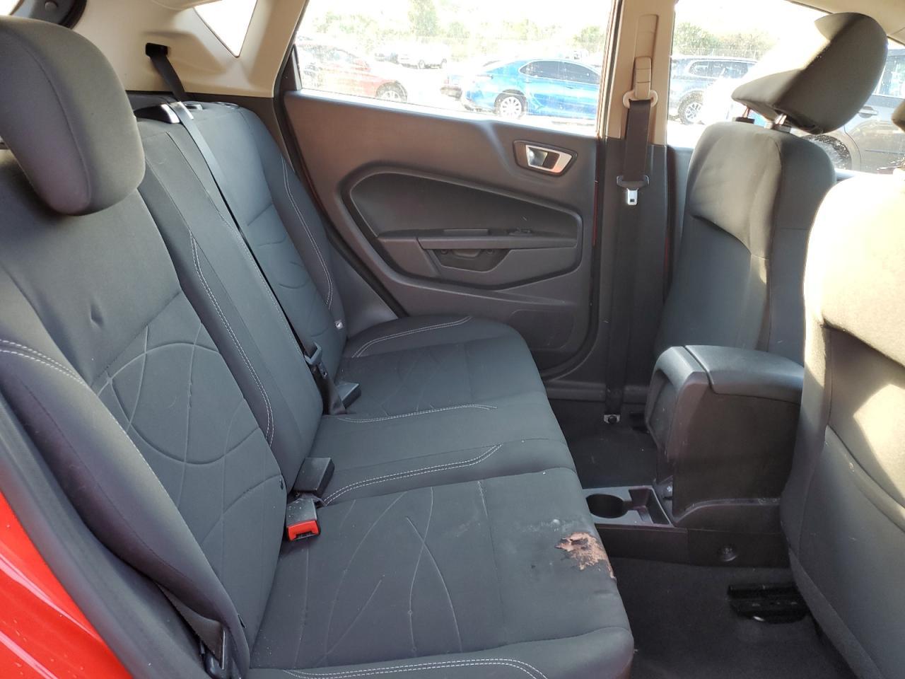 2014 FORD Fiesta