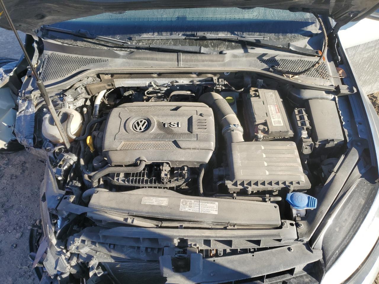 2016 VOLKSWAGEN GOLF