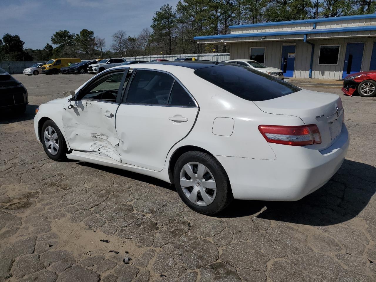 2010 TOYOTA CAMRY
