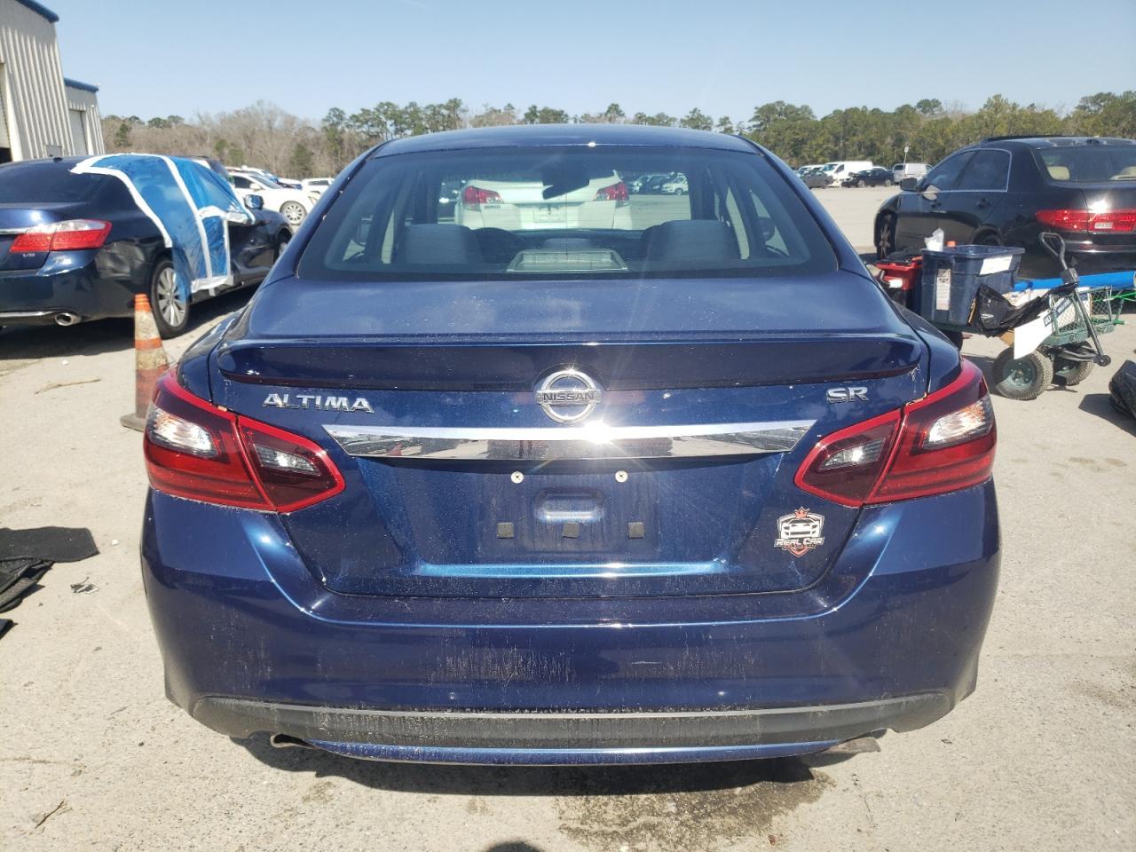 2017 NISSAN ALTIMA