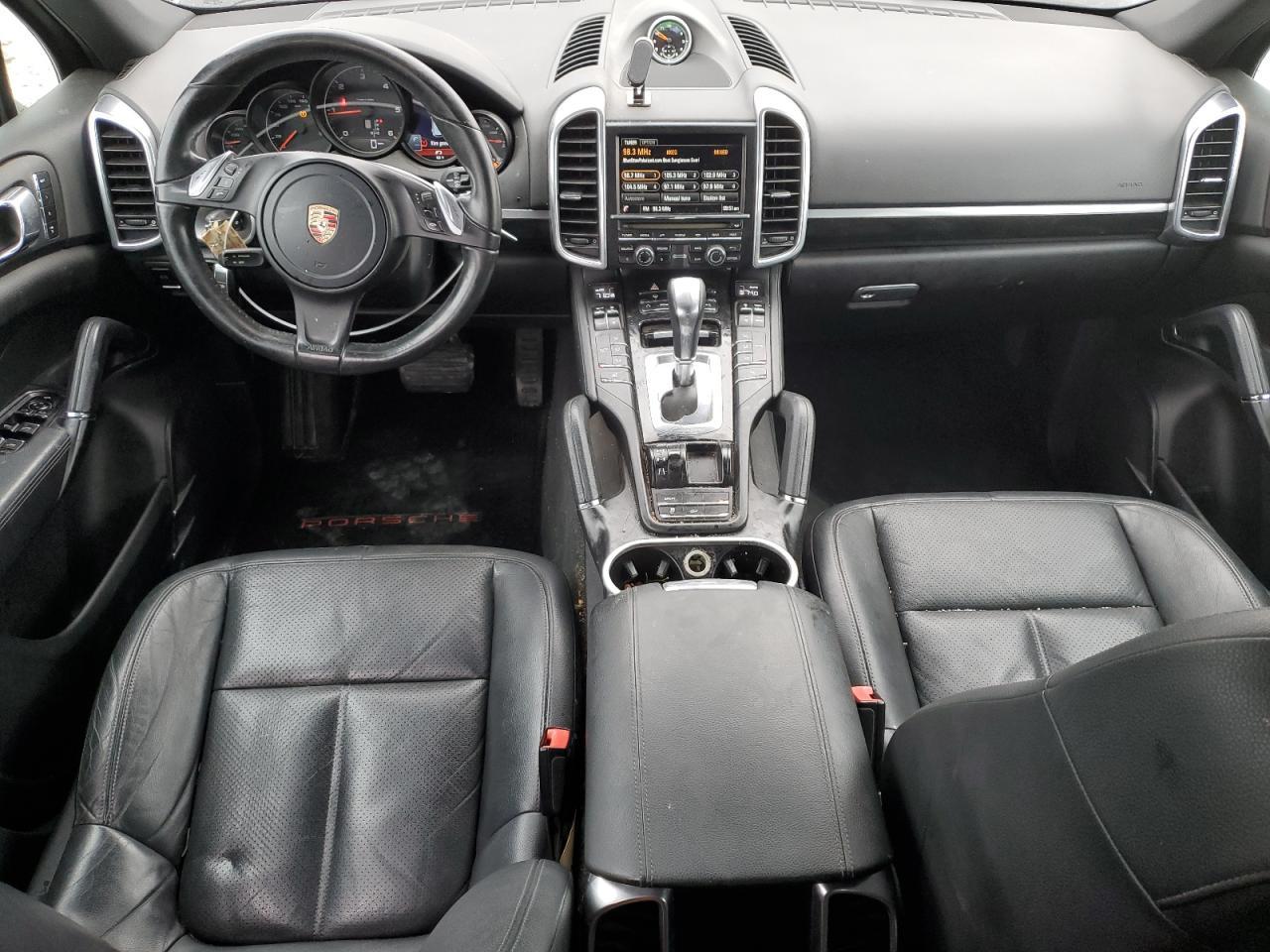2013 PORSCHE CAYENNE