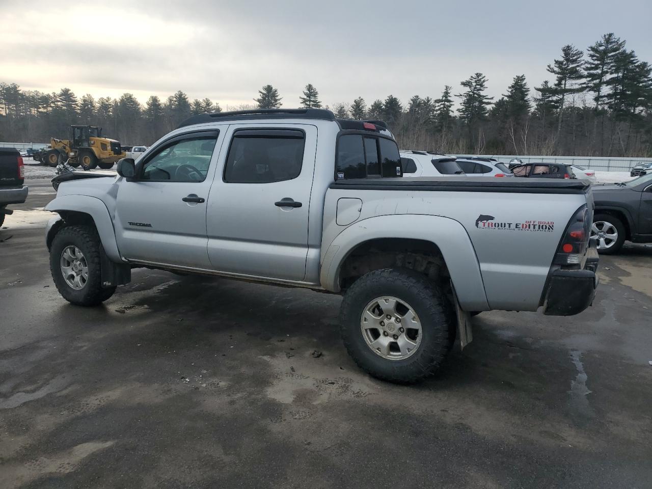 2011 TOYOTA TACOMA