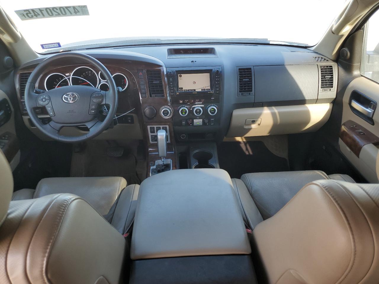 2008 TOYOTA Sequoia