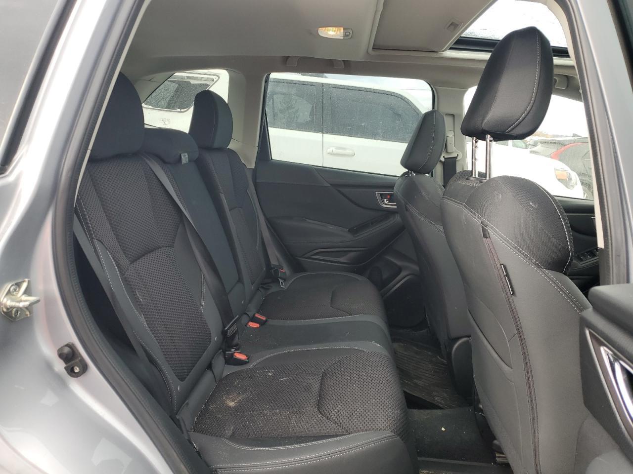 2021 SUBARU FORESTER
