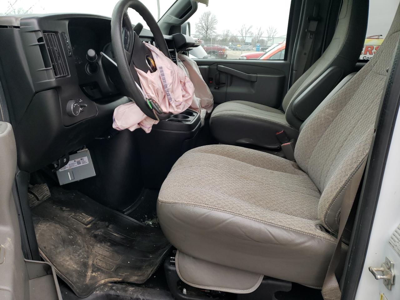 2017 CHEVROLET Express 3500