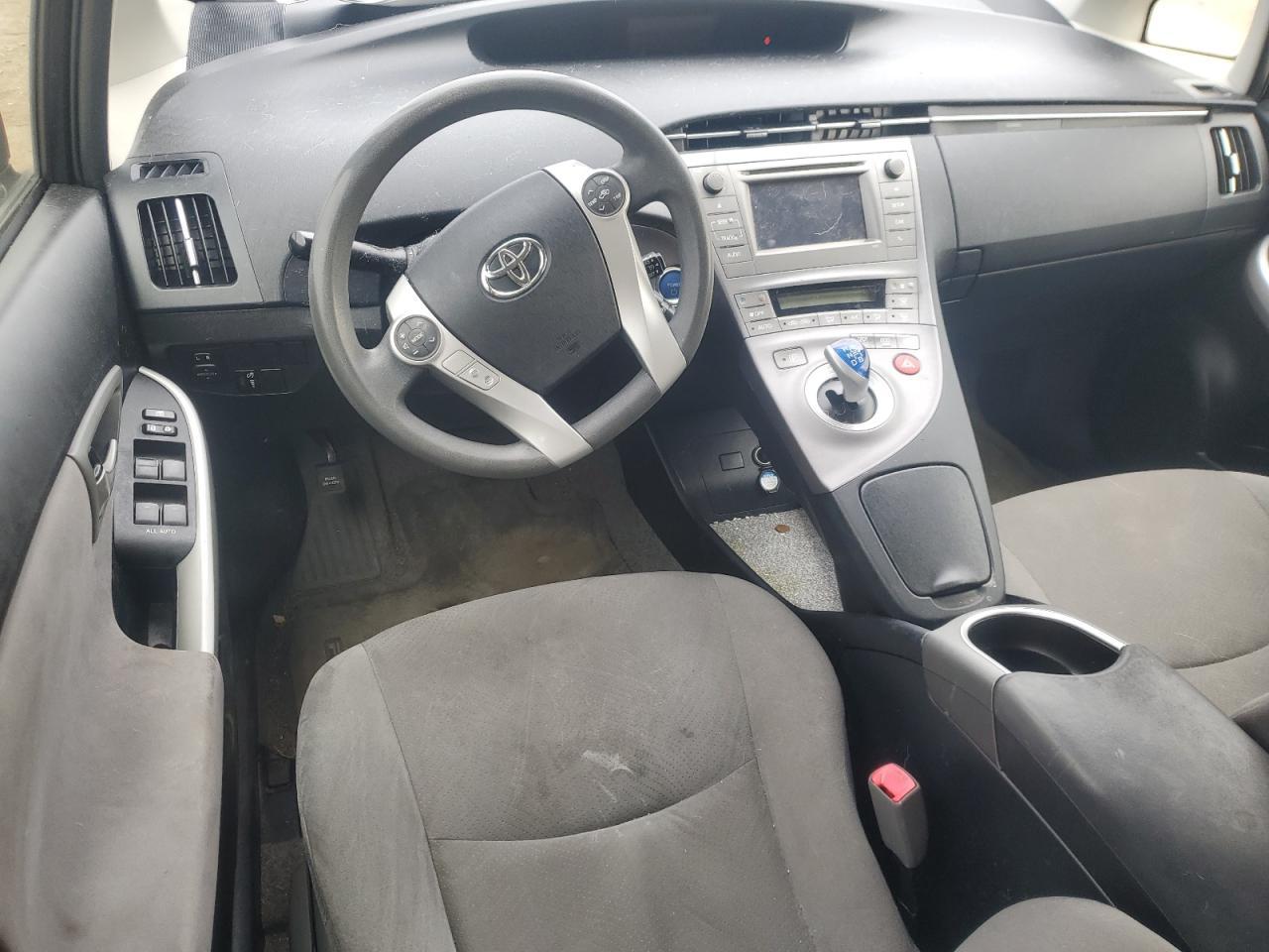 2013 TOYOTA PRIUS