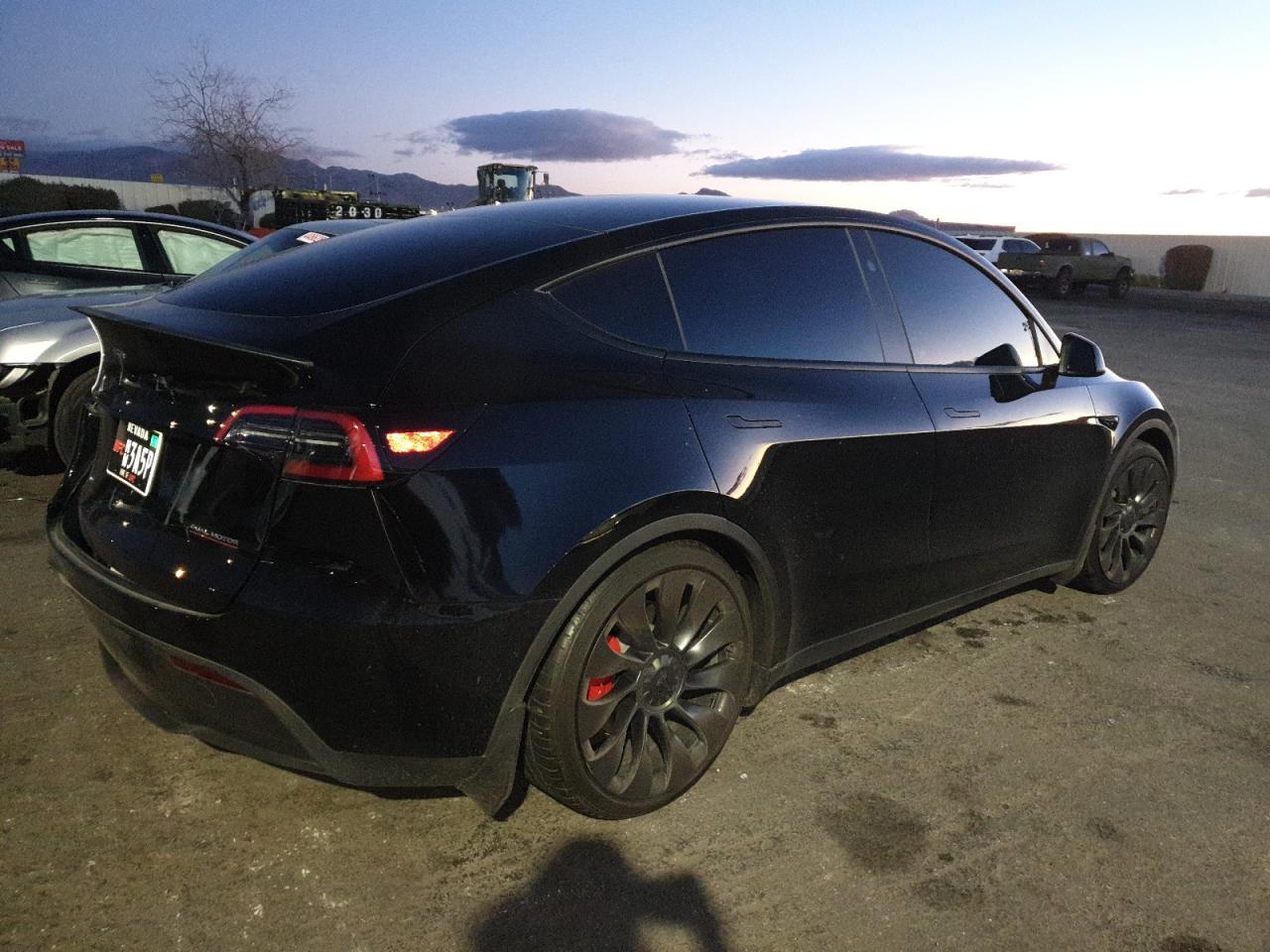 2023 TESLA MODEL Y