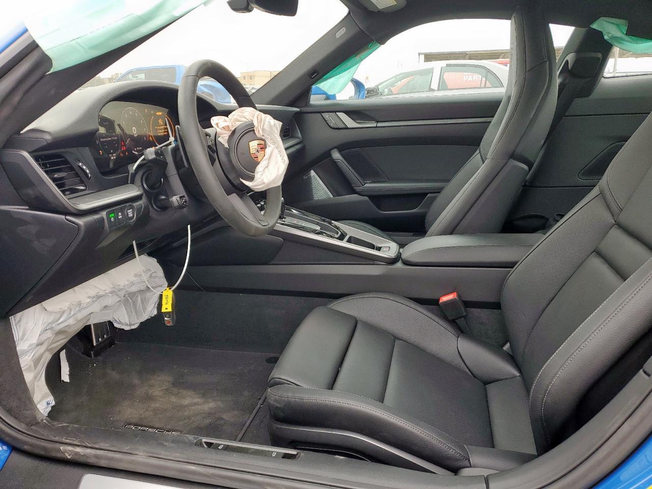2025 PORSCHE 911