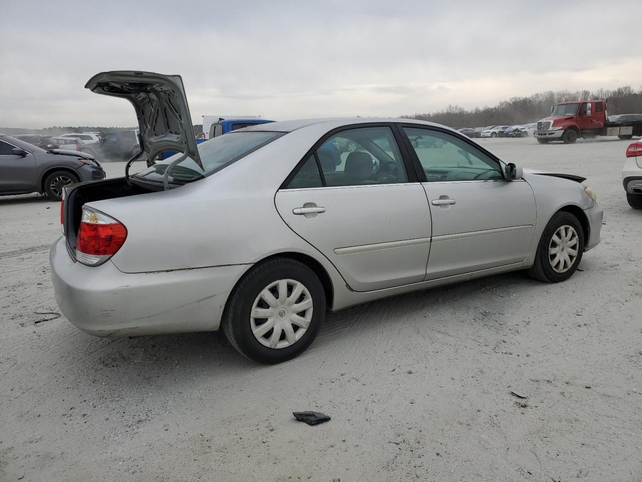 2005 TOYOTA CAMRY