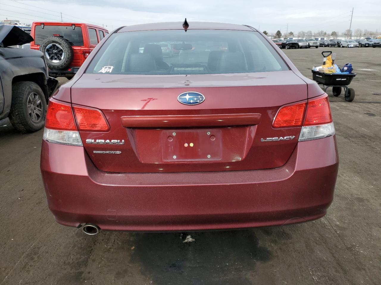 2011 SUBARU Legacy