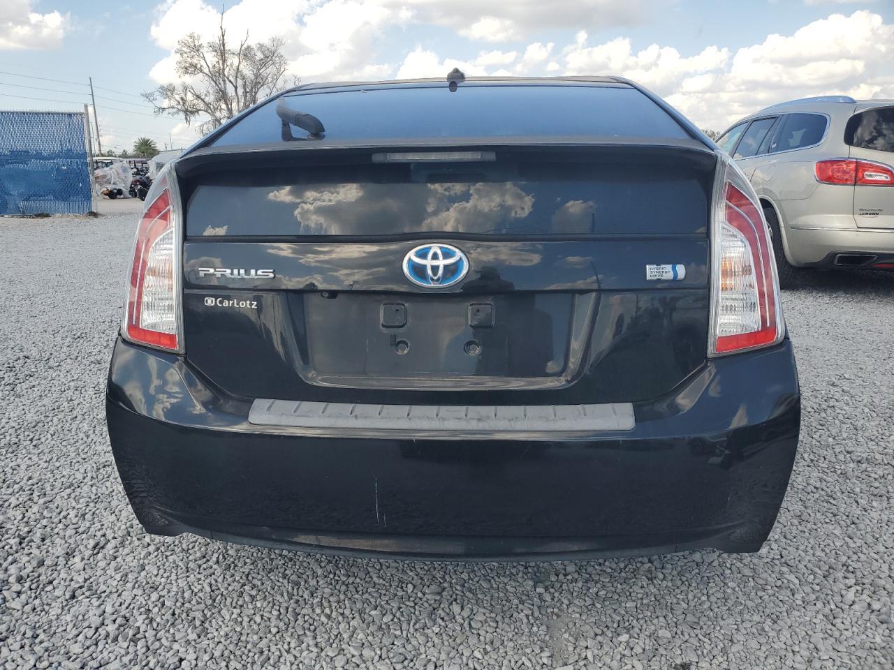 2013 TOYOTA PRIUS