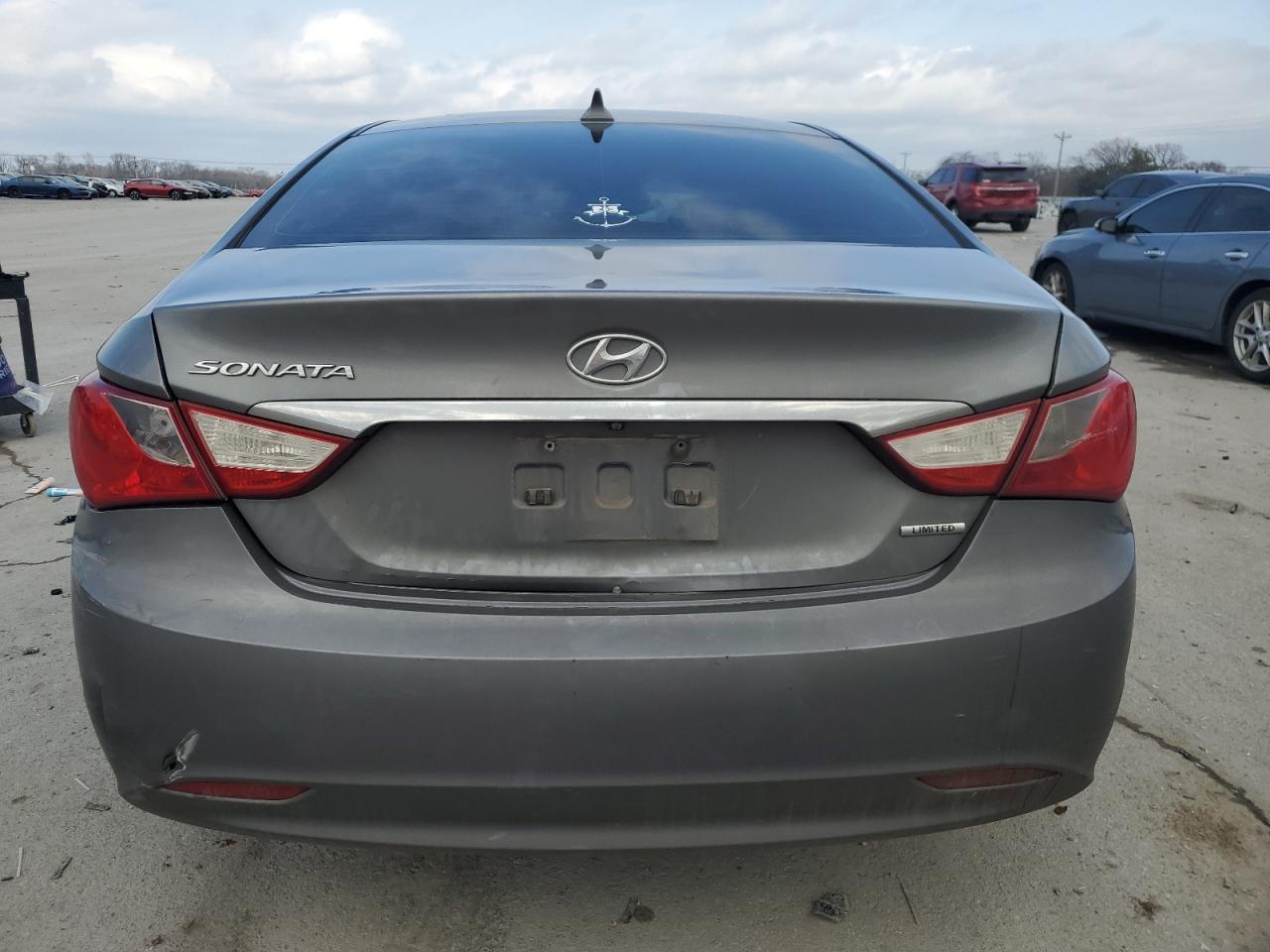 2011 HYUNDAI SONATA
