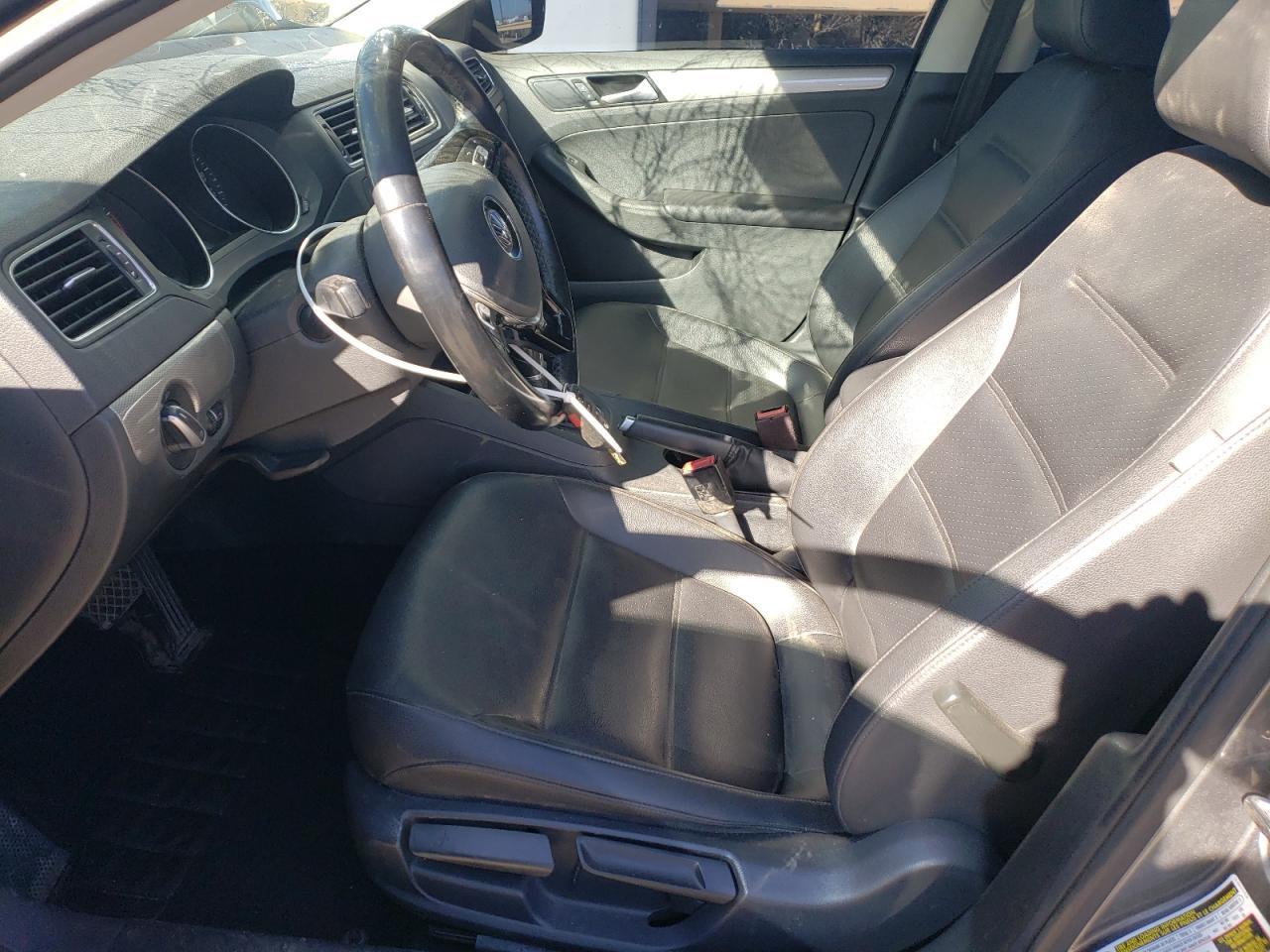 2018 VOLKSWAGEN JETTA
