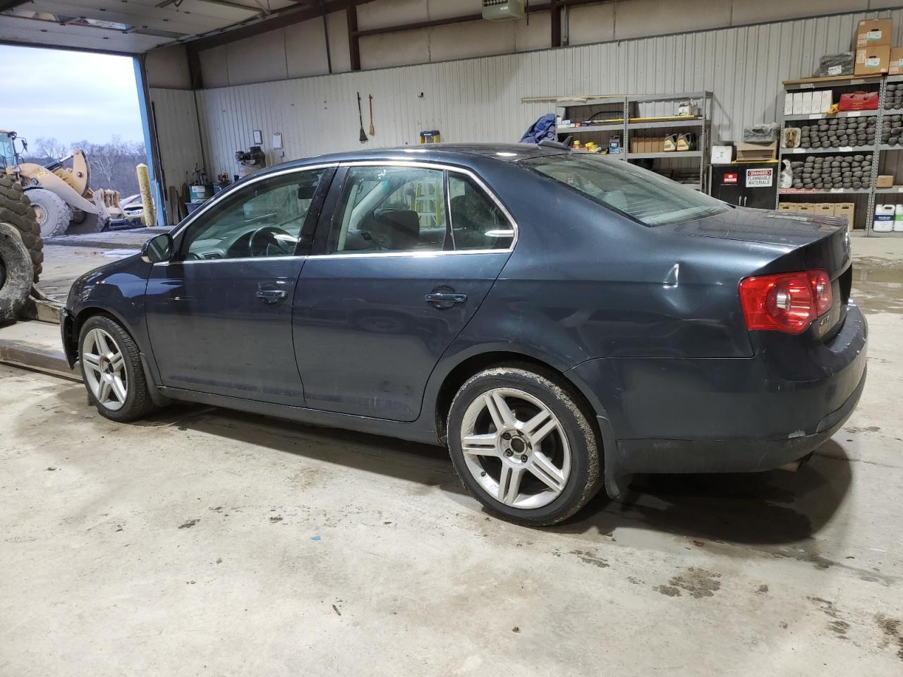 2005 VOLKSWAGEN JETTA