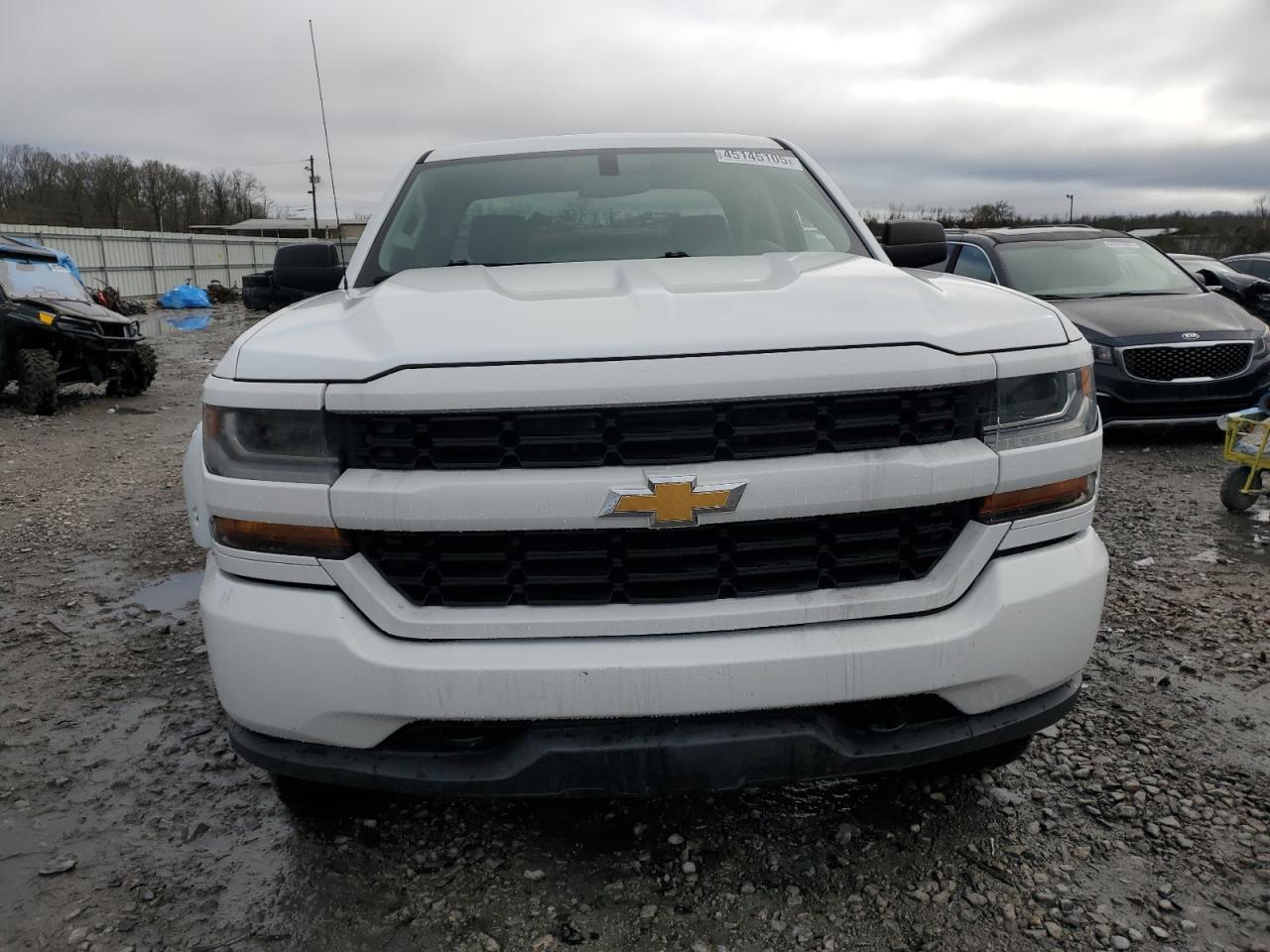 2017 CHEVROLET Silverado