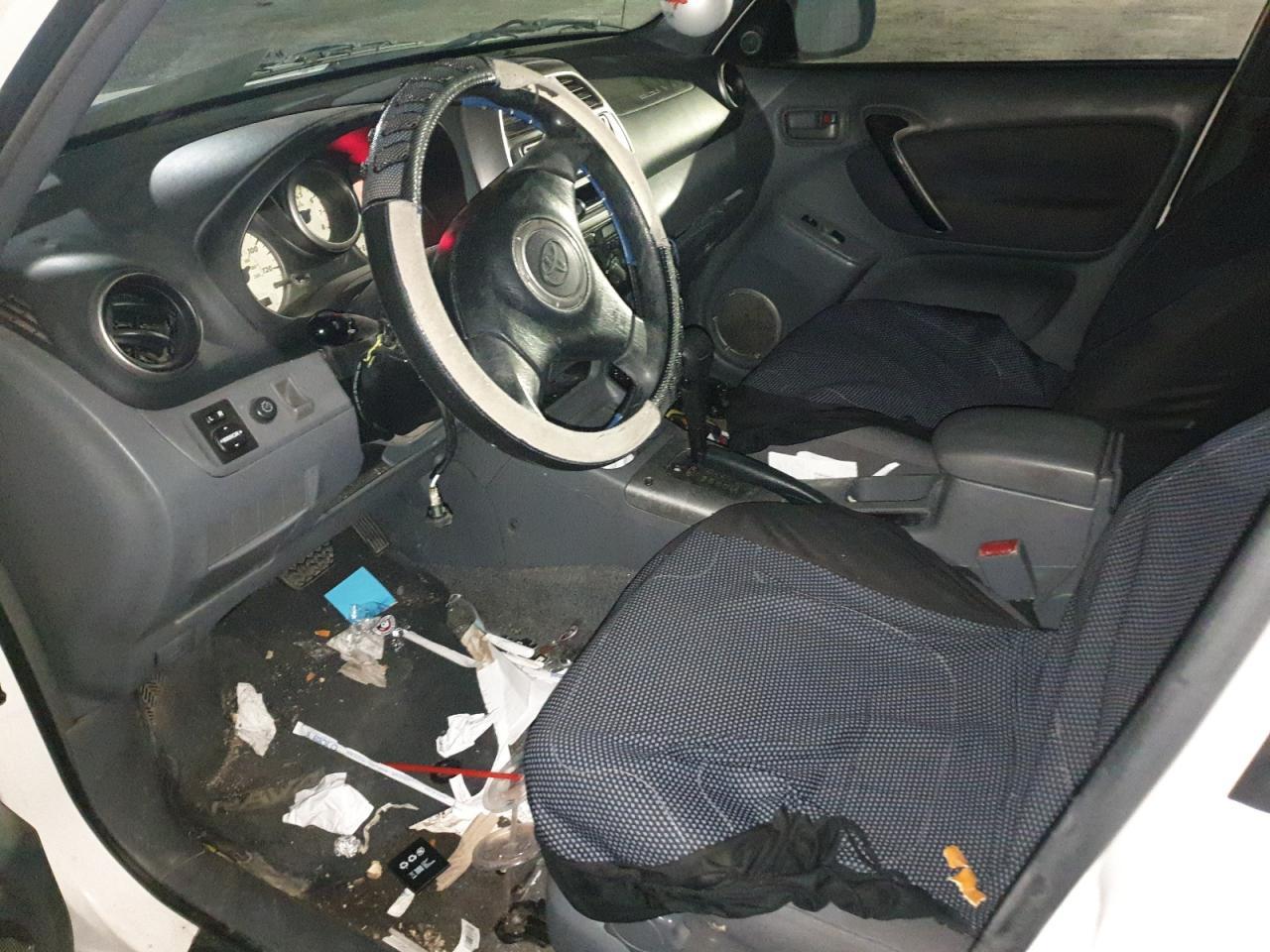 2001 TOYOTA RAV4