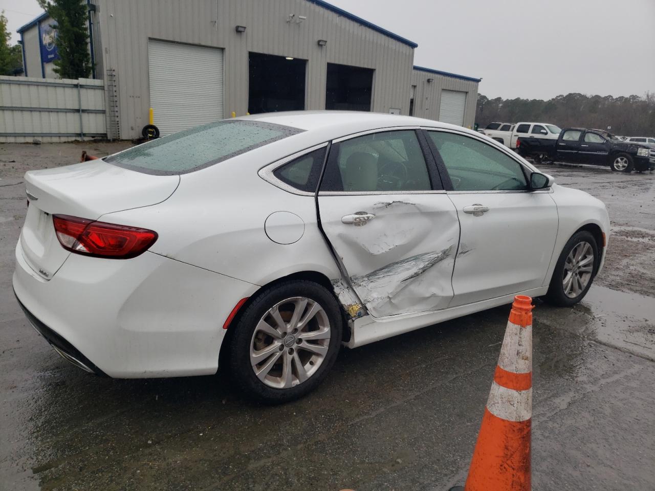 2015 CHRYSLER 200