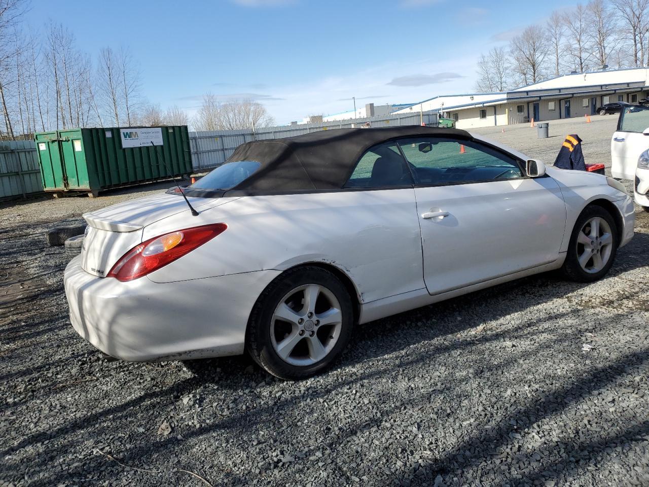 2004 TOYOTA CAMRY