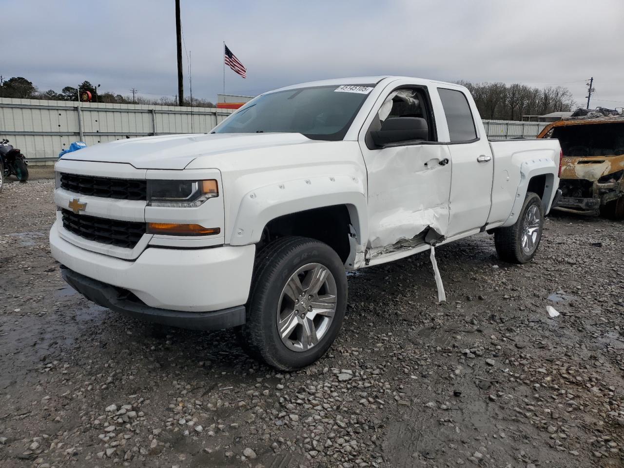 2017 CHEVROLET Silverado