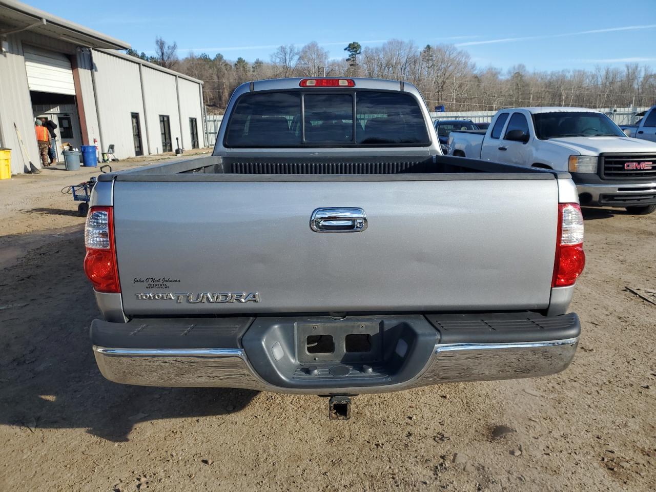 2005 TOYOTA TUNDRA
