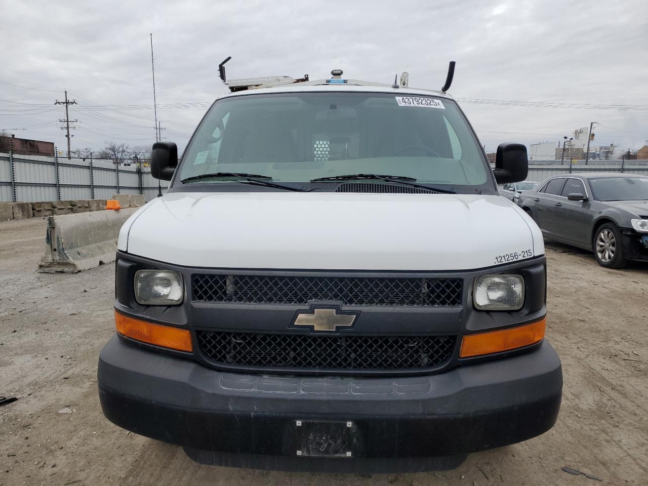 2015 CHEVROLET EXPRESS 2500