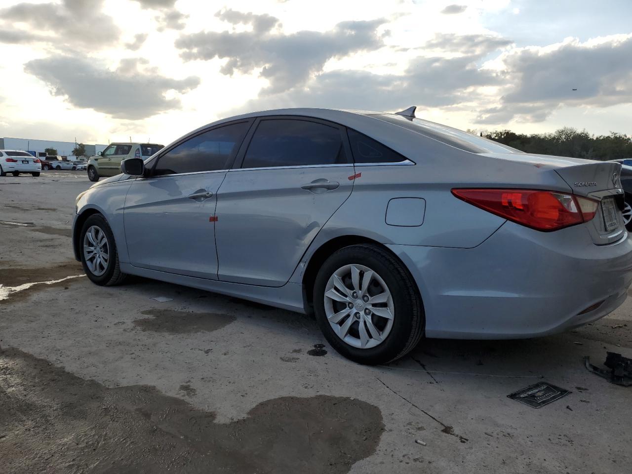 2011 HYUNDAI SONATA