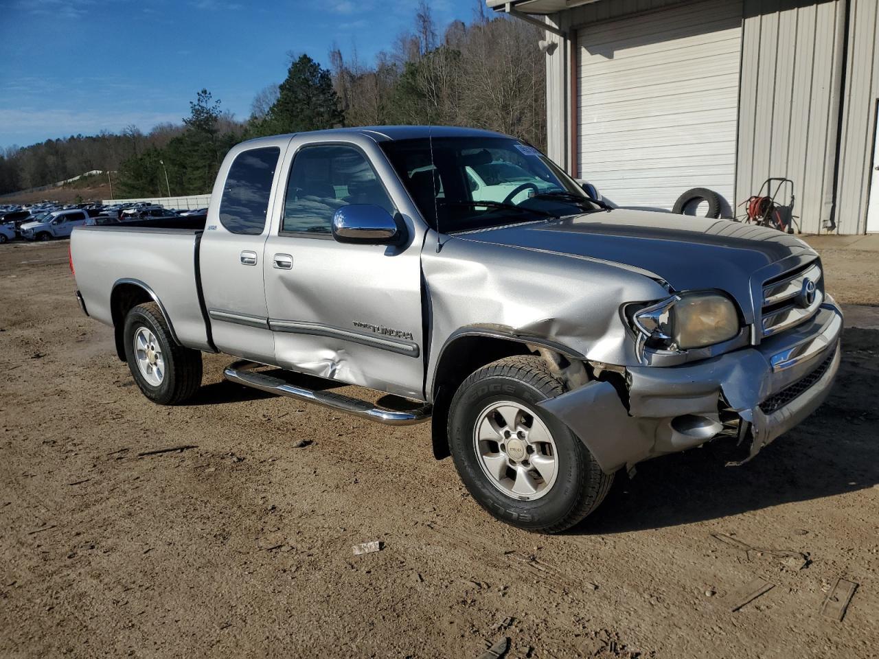 2005 TOYOTA TUNDRA