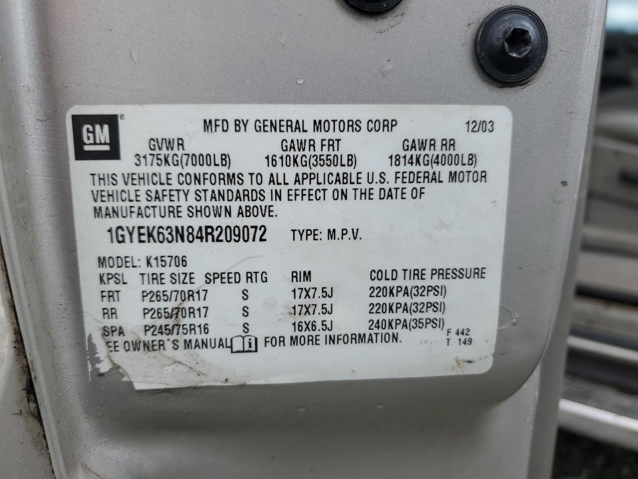 2004 CADILLAC ESCALADE